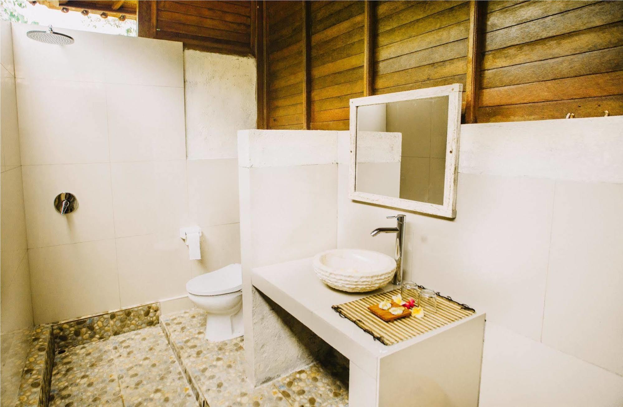 Hotel Starfish Lembongan Exterior foto